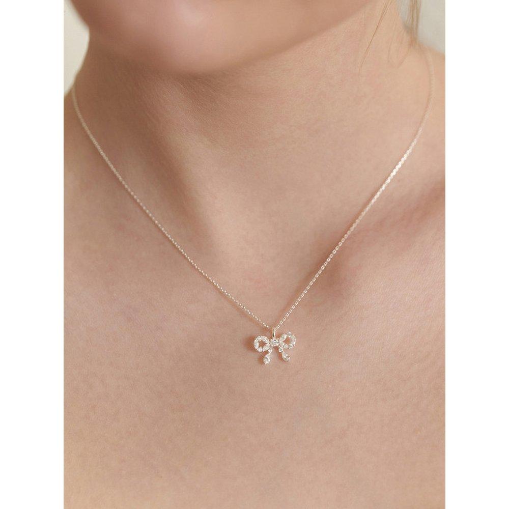 (925 Silver) Cubic Ring Ribbon Necklace Nz2176