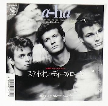 7-Zoll-Schallplatte AHA Stay On These Roads P2404 WARNER BROTHERS 1988 Japan Pop Gebraucht