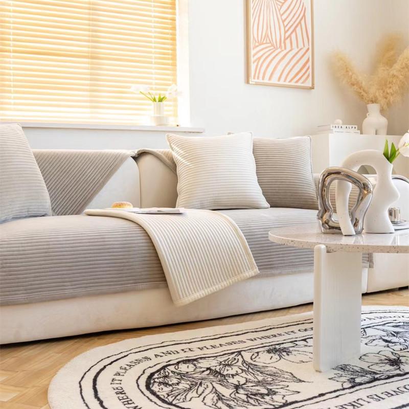 

Autumn And Winter New Solid Color Crystal Velvet Super Soft Sofa Cushion, Modern Simple Combination Sofa Non-Slip Seat Cushion Towel 70*70cm