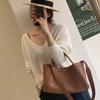 2024 Fashion Lychee Grain Vegetable Basket Handbag: Versatile Retro Shoulder and Crossbody Commuter Bag for Women
