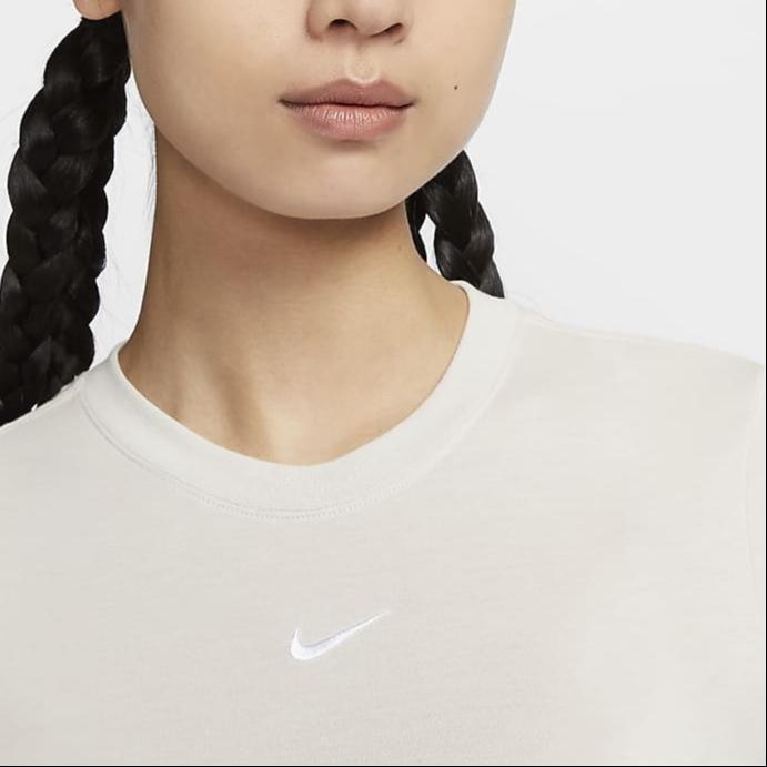 Nike Sportswear Essentials T Shirt Women's Light Rosewood Umber FB2874-105