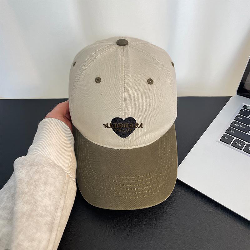 Retro Love Embroidery Soft Top Cap Children's Casual Versatile Wide Brim Sports Hat Showing Face Small Baseball Cap