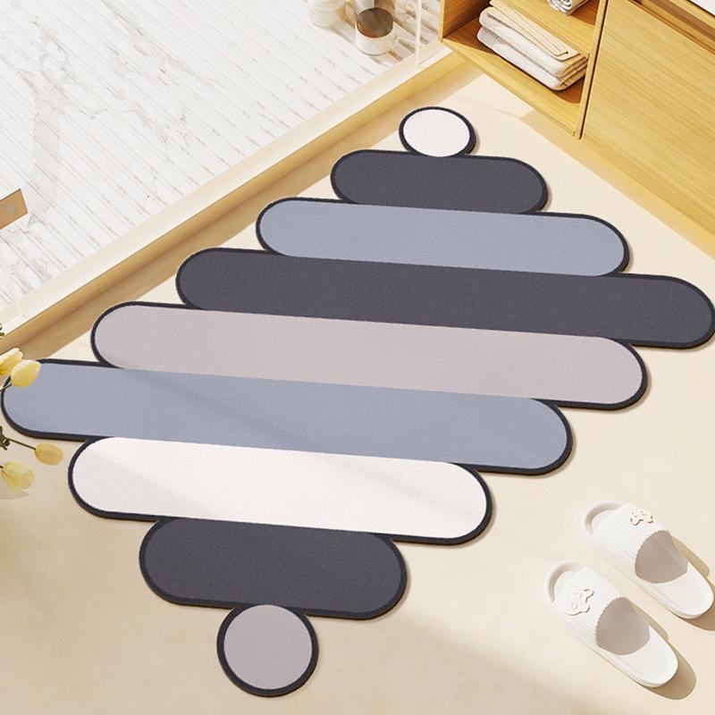 Quick-Dry, Non-Slip Absorbent Bathroom Mat - Customizable & Easy to Clean.