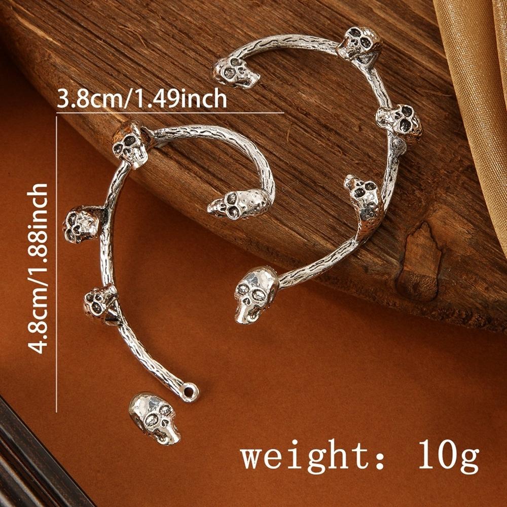 Creative New Design Gothic Punk Vintage Alloy Ghost Skull Earrings 2024 Trend Ear Cuff Earrings For Women Party Accessories