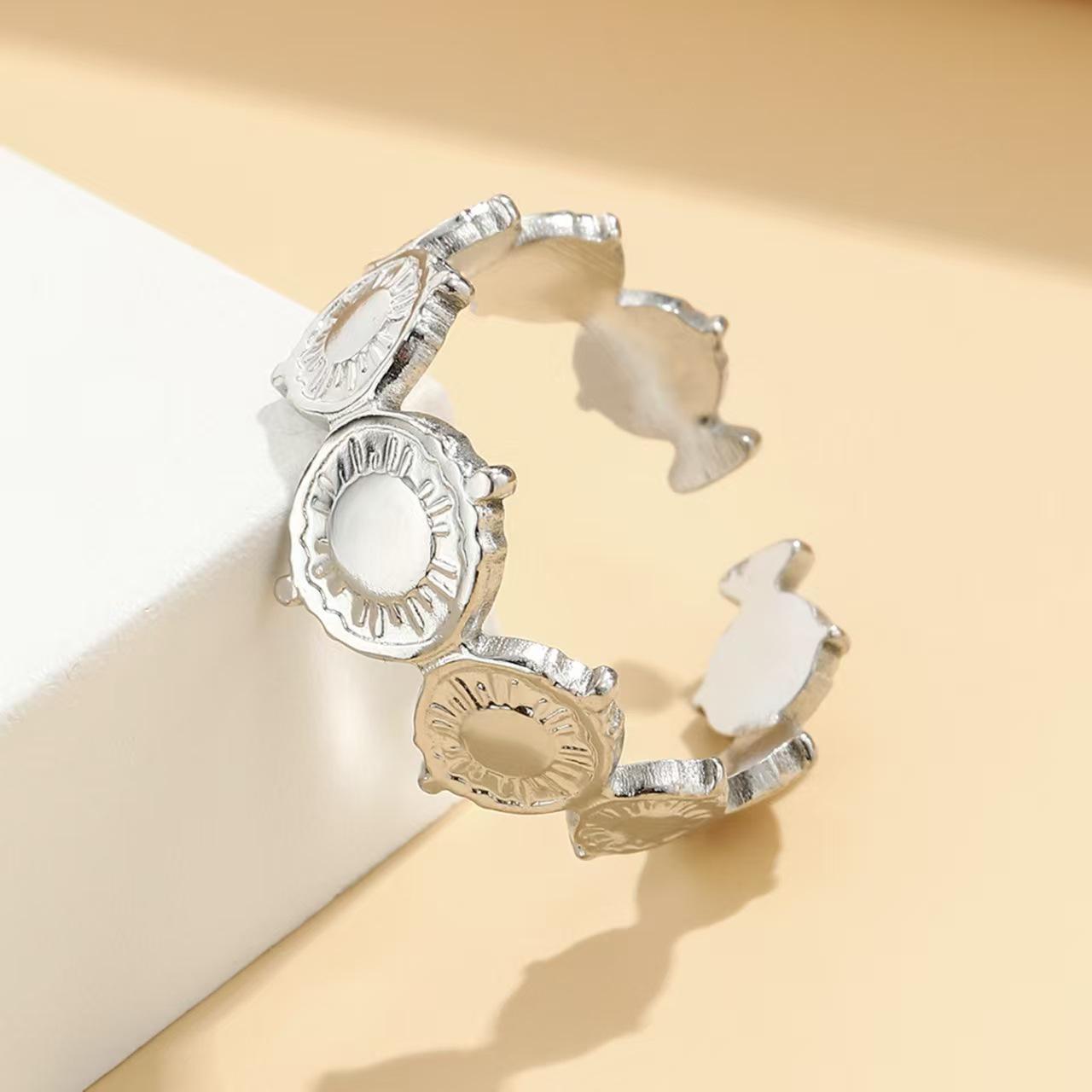 

INS Style Vintage Titanium Steel Ring with Textured Ethnic Line Adjustable Opening