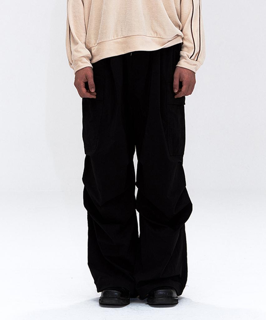 ERER [Un] Lightweight Nylon Carpenter Pants Black