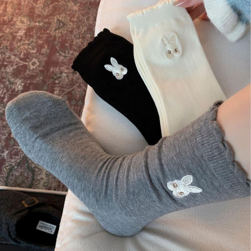 Cartoon medium tube female embroidery cute socks socks rad cotton pile color socks beautiful bunny lace
