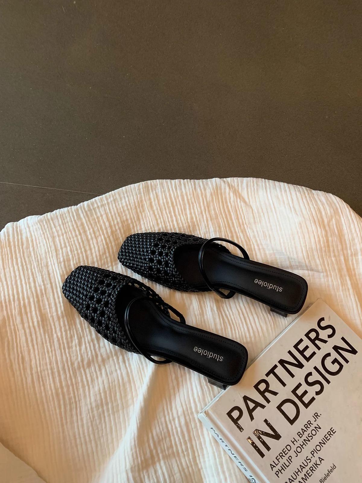 

Sheepskin version~ Square head hollowed-out woven short heel with half slippers for women 40