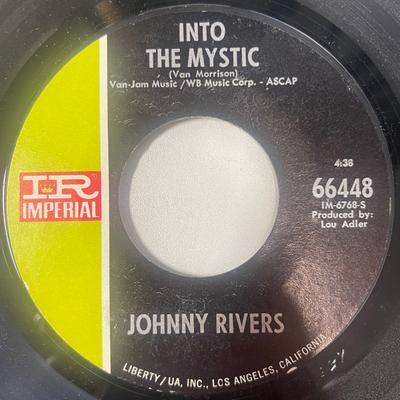 7inch Record JOHNNY RIVERS - Into The Mystic / Jesus Is A Soul M 66448 Imperial 1970 US Rock Used