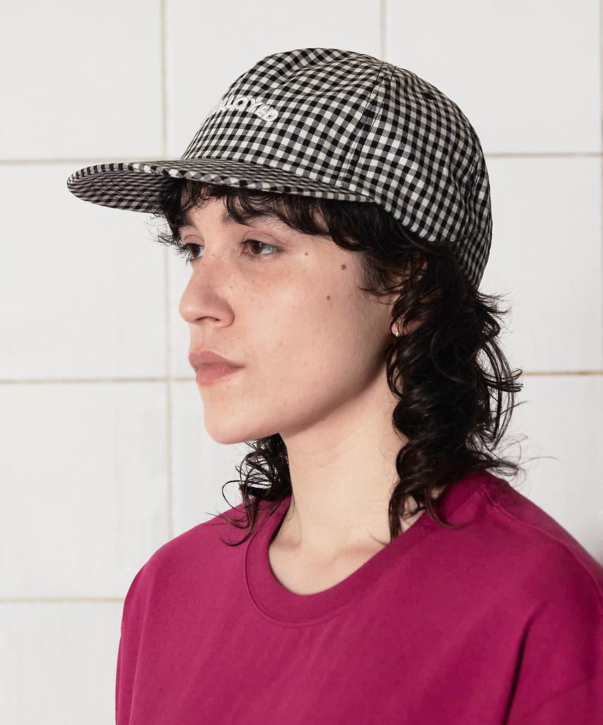 UNALLOYED Logo Gingham Check Cap / Black