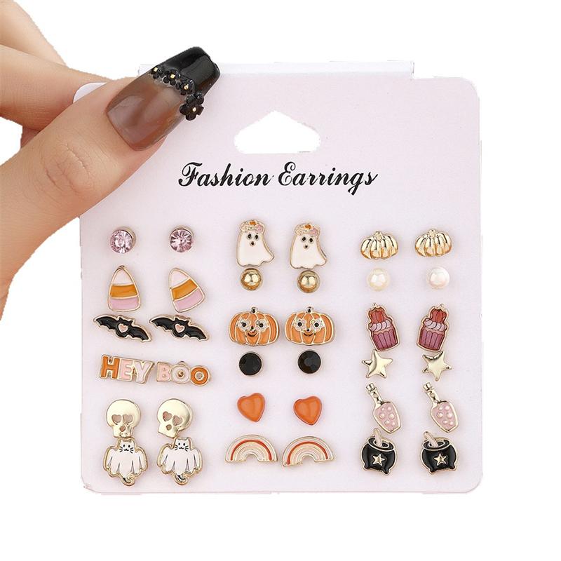 18 Pairs Mix Style Halloween Funny Earrings Set for Women Cute Ghost Skull Pumpkin Bat Pearl Stud Earrings Girls Party Jewelry