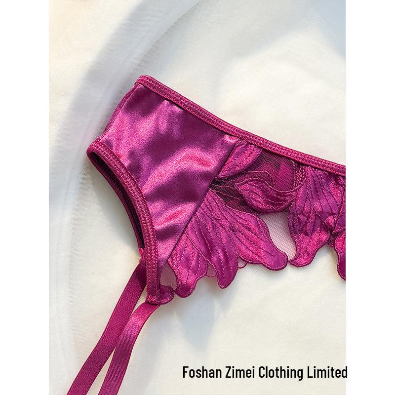 Exquisite Embroidered Floral Lingerie Set - Stylish Four-Piece Bra Set