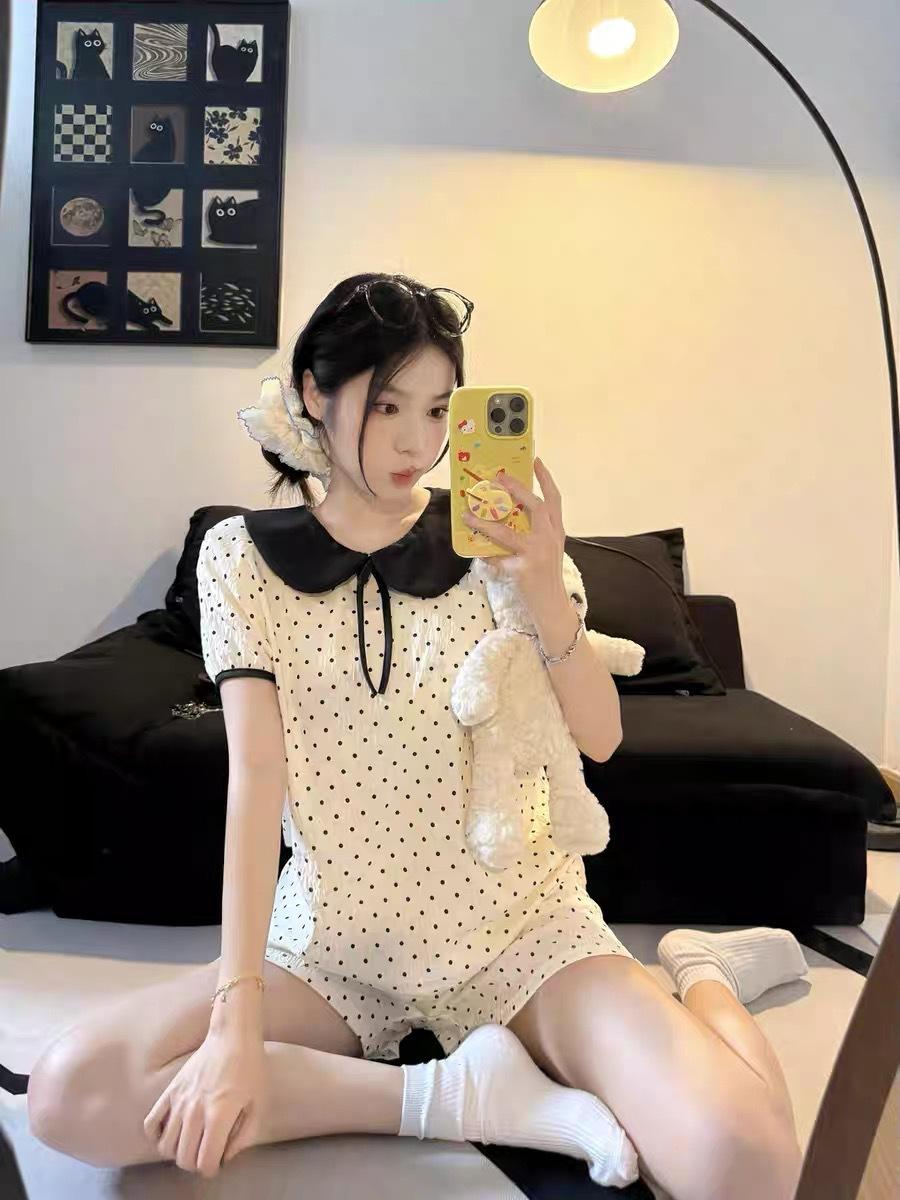

Korean fashion doll collar polka dot pajamas women s summer short-sleeved shorts two-piece set Korean version of casual loose loungewear S