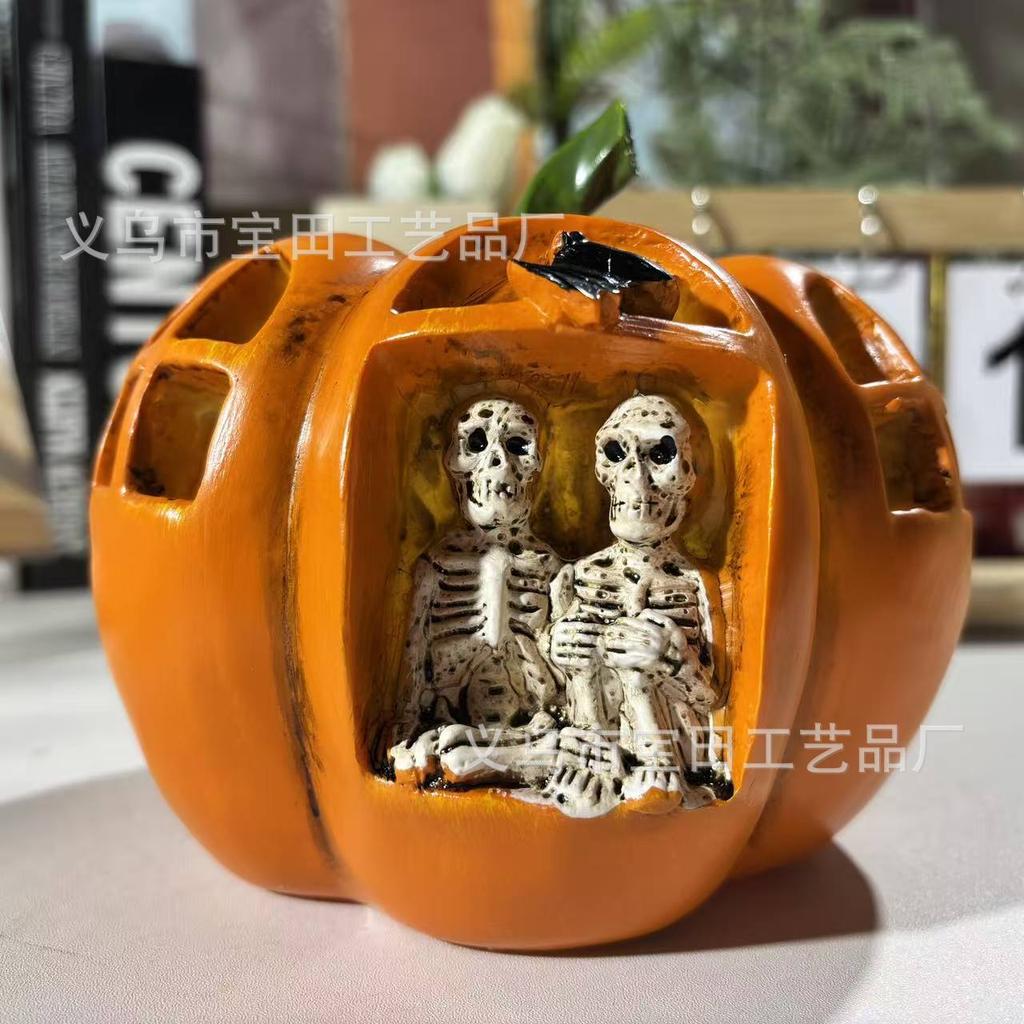 Hot-selling resin pumpkin lamp secret room haunted house decoration haunted festival shopping mall desktop atmosphere skull headlamp