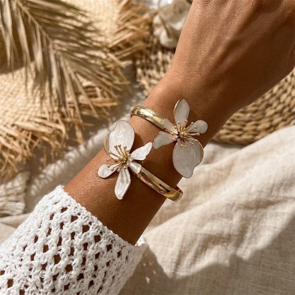 Exaggerated Design Big Flower Bracelet Luxurious Style Three-Dimensional Bracelet  Vacation Style
