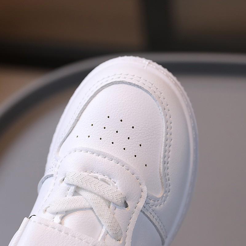 Lightweight Kids Sneakers Boys Girls Toddler To Kid White Casual Running Shoes With Hook Loop