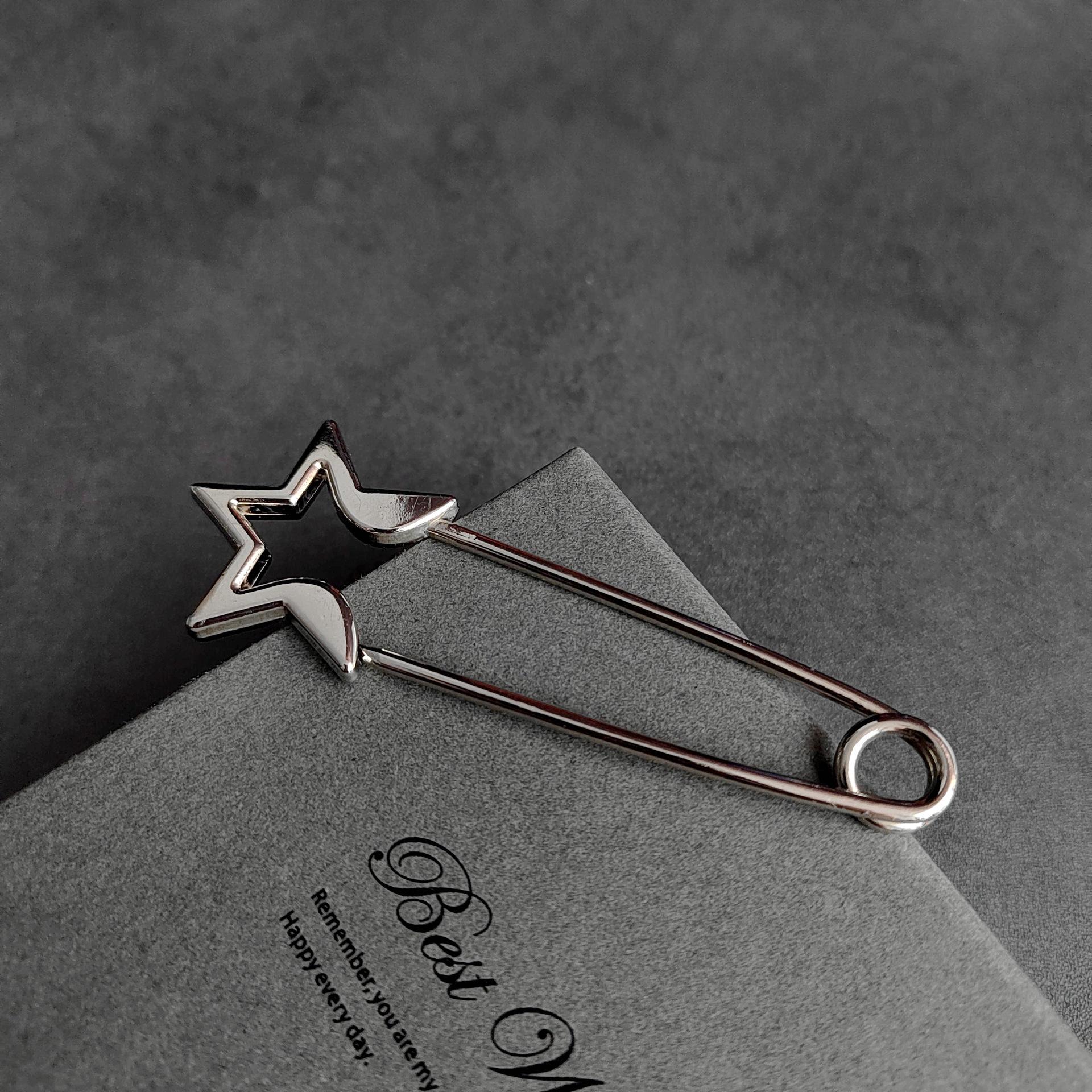 

Модные большие булавки для одежды Гладкие металлические безопасные булавки Джинсы Платье Шарф Регулируемые булавки 85MM*29MM