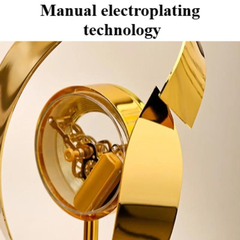 Kunstskulpturen Light Luxury Metallskulpturen Ästhetisch Ästhetisch Kreative Tischuhren Design Haushaltsdekoration Ornament