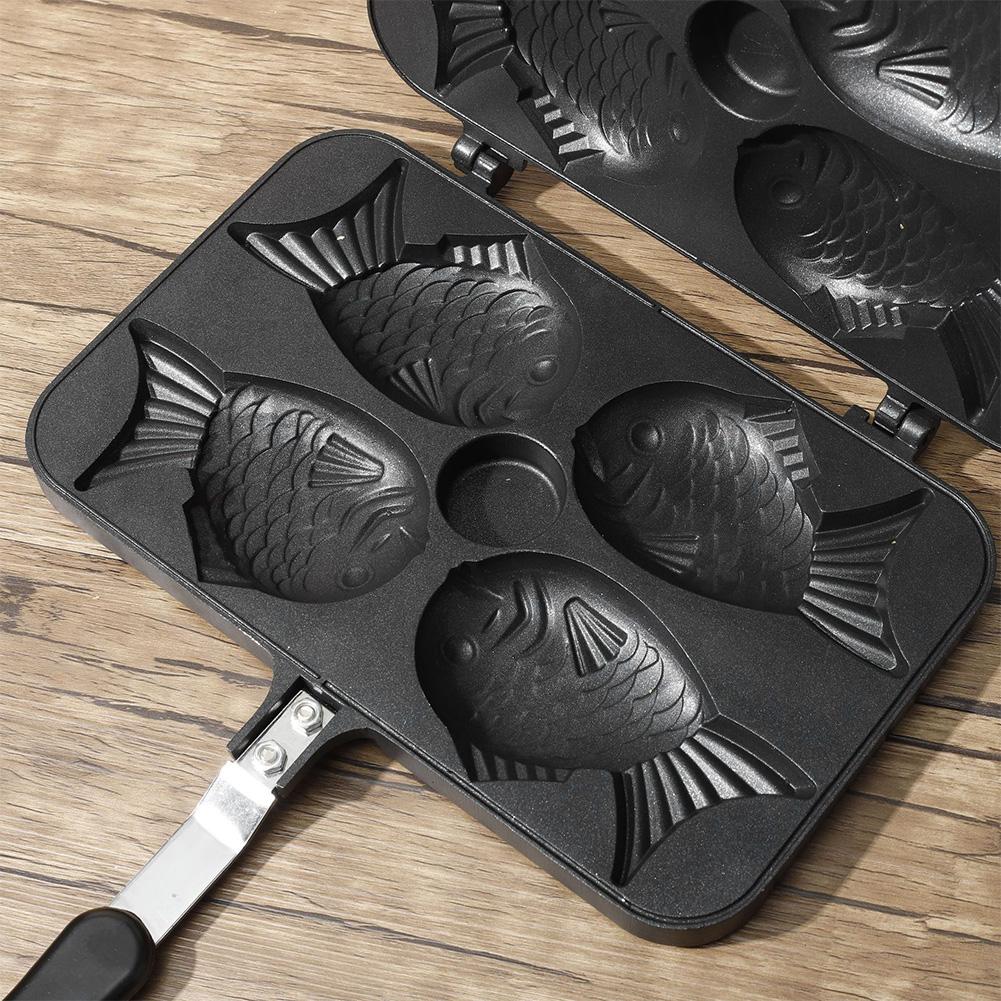 Four Fish Shaped Non Stick Japanese Pancake Pan for Taiyaki Baking and Waffle Making In Your Kitchen