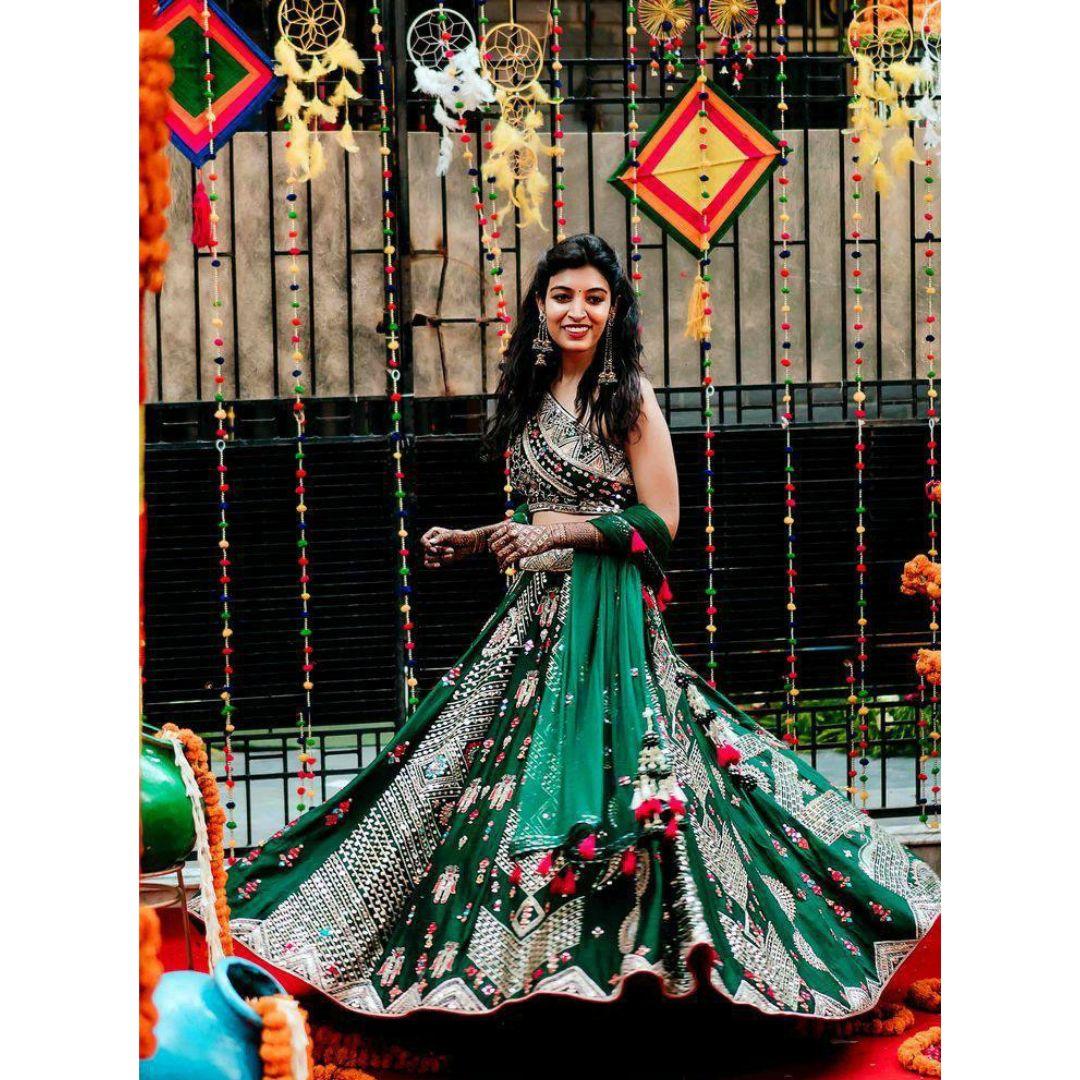 

Новая привлекательная и сильно вышитая лехенга с блузкой и дупаттой. (чоли)