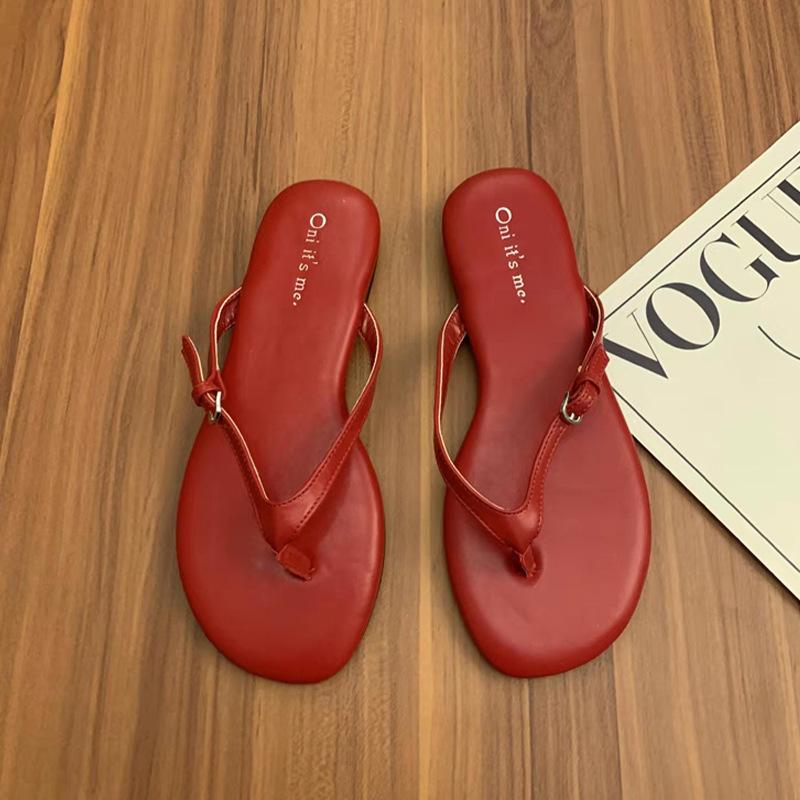 

Korean flip-flops women s summer wear 2025 new French toe slippers flat-bottomed ins sandals Roman beach shoes 42 красный