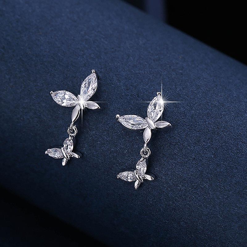 Elegant Retro Rhinestone Butterfly Tassel Earrings for Women