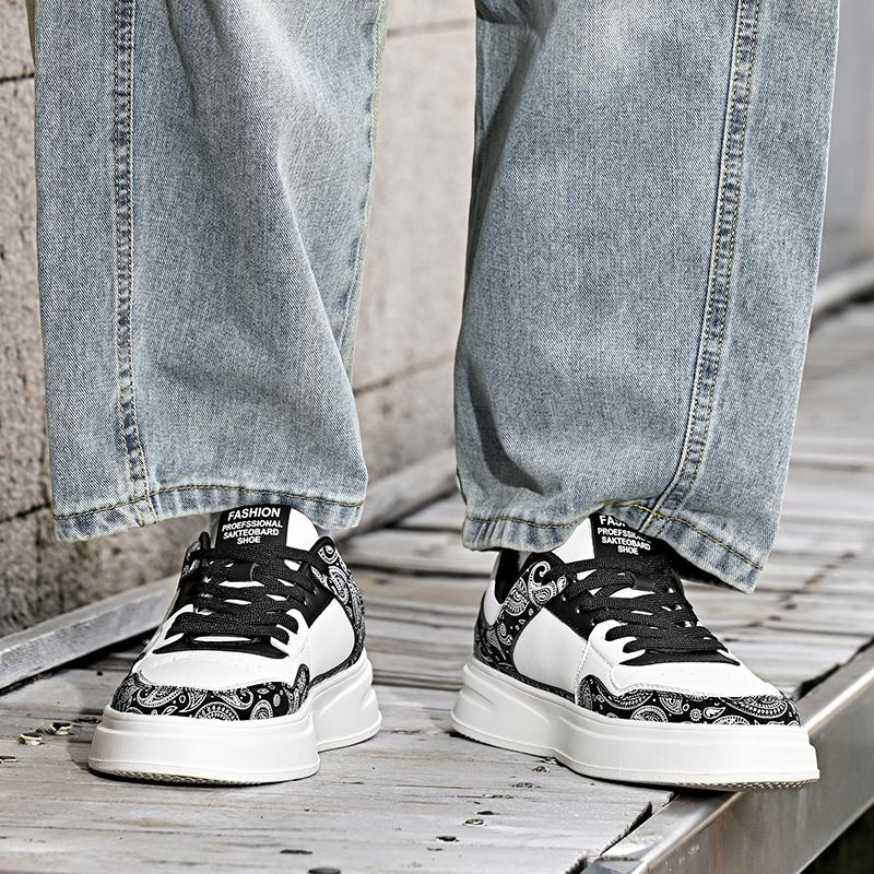 Men’s Casual Skateboarding Shoes Running Shoes Jogging Sneakers Lightweight Students Basketball Shoes Plus Size