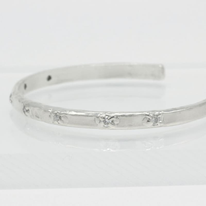 studio curve Stone bangle bracelet