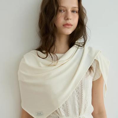 Accessoires – Schals & Tücher