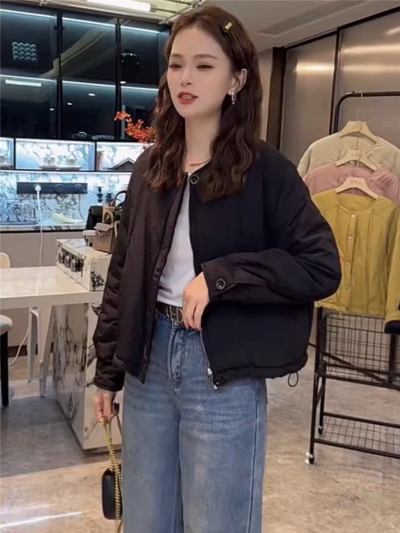 

Женское пальто в корейском стиле, утепленное хлопком, для миниатюрных женщин - Коллекция Осень/Зима 2024: Свободная, Высококачественная, Универсальная куртка Medium