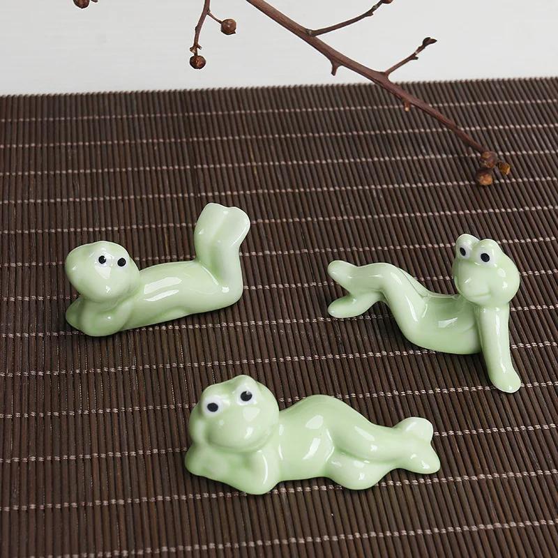 1-3PCS Frog Chopsticks Holder Pen Holder Frog Tea Pet Frog Home Furnishing Study Decoration Small Ornament Ornament