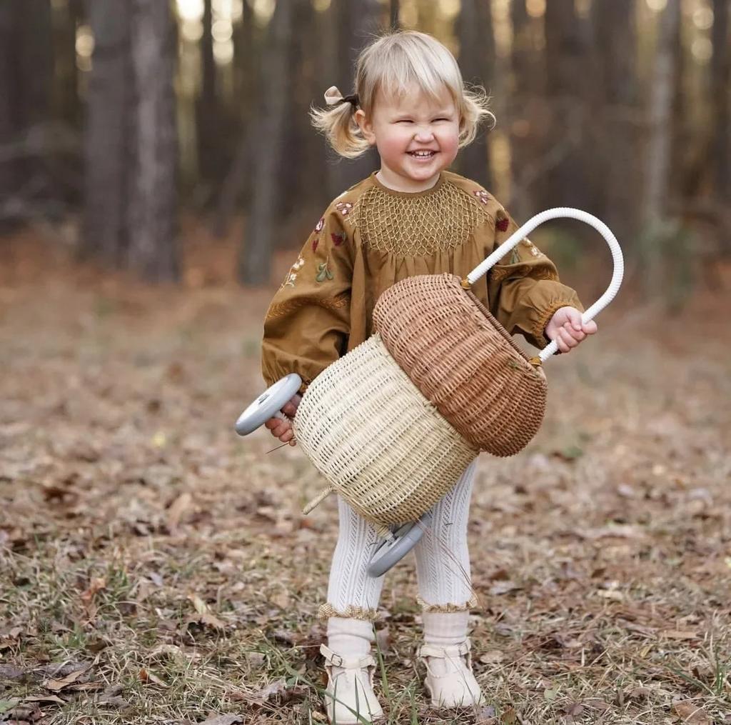 Nordycki Dziecięcy Kosz do Przechowywania Tkany z Rattanu Grzyb Wózek Ręczny Dekoracja Pokoju Dziecięcego Rekwizyty Fotograficzne do Przedszkola