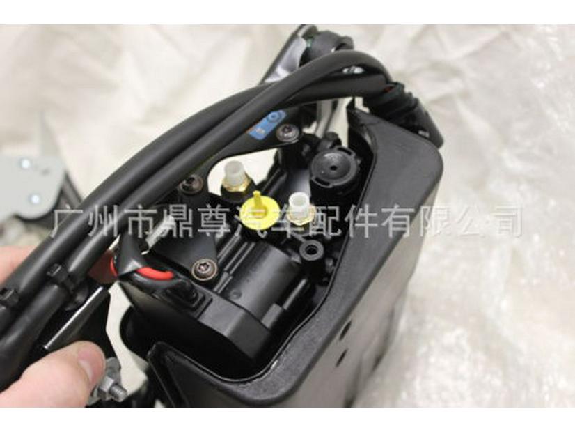 Porsche Panamera Tire Air Pump