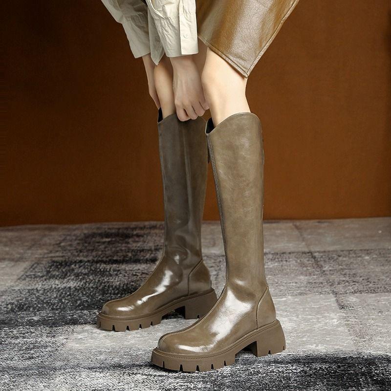 Internet celebrity Martin boots V mouth women 2025 autumn and winter new fashion thick legs thin tall knight boots but knee