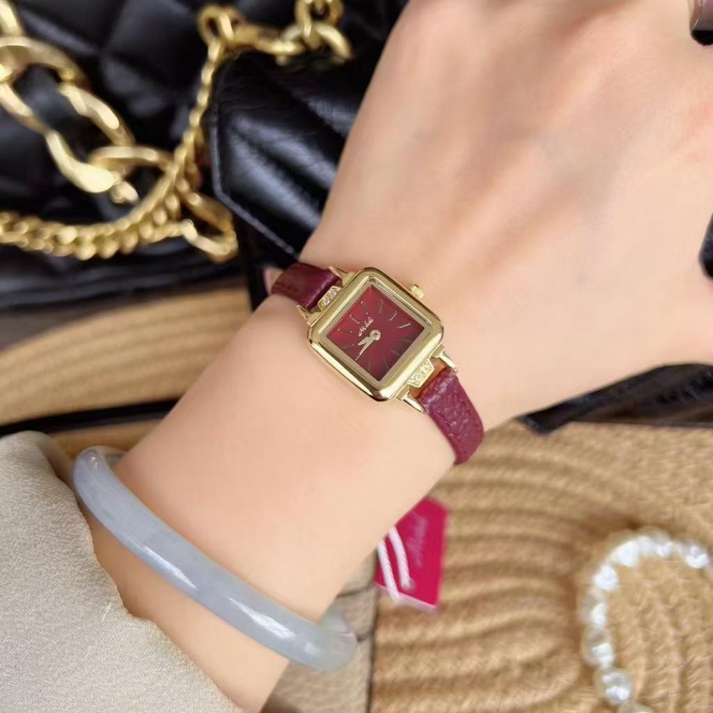 Watch Gold Angola Red Ladies Square Ladies Niche Light Luxury Retro Women'S Watch