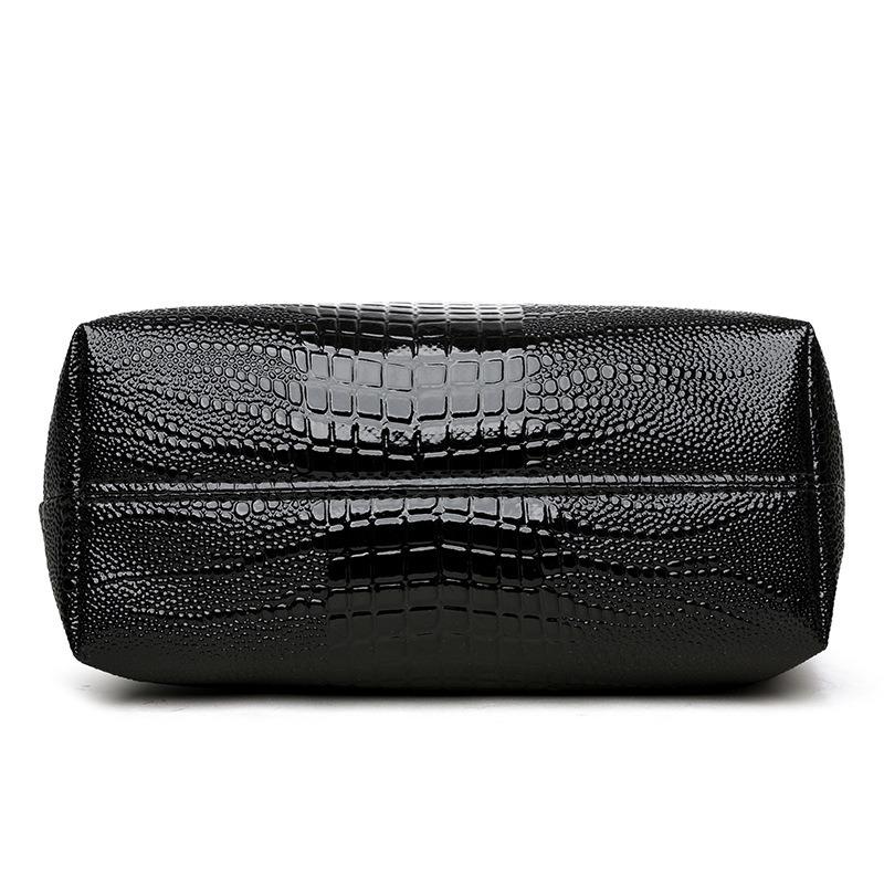 New Casual Retro Aesthetic Temperament Bucket Bag Fashionable Simple Large Capacity Shoulder Messenger Bag