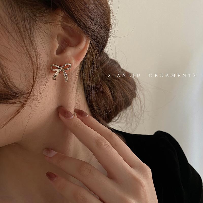 S925 Silver Needle Simple Temperament Rhinestone Bow Earrings Women's Earrings New Trendy Korean Internet celebrity exquisite earrings
