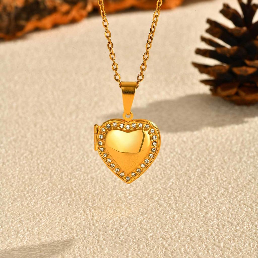 Cubic Zirconia Heart Locket Necklace for Women, Stainless Steel Openable Love Shape Pendant,18k Gold Plated Birthday Gifts