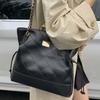 Retro High-value Diamond Chain Bag Women's New Autumn Simple Bucket Bag Large-capacity Shoulder Bag