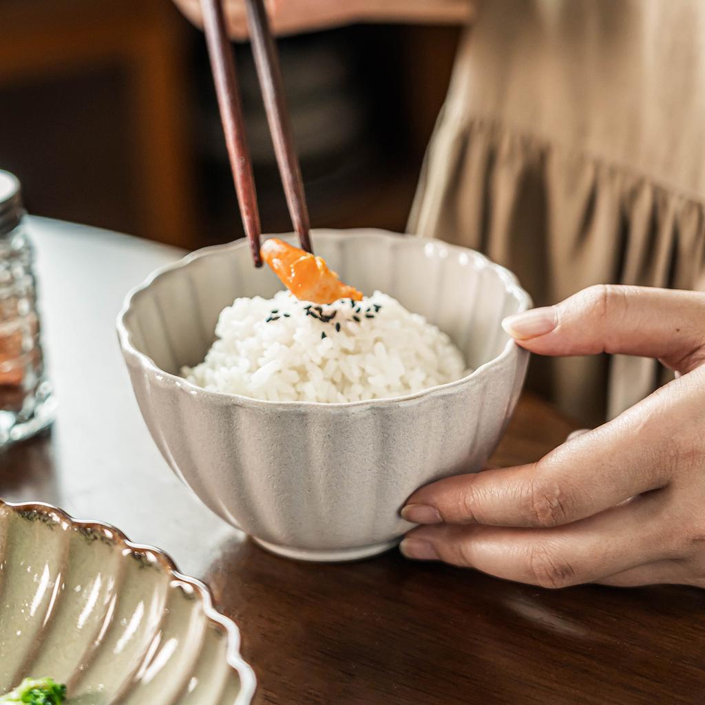 Exquisite Ceramic Rice Bowl, Small Bowl, Tableware, Fruit Salad Bowl, Household Eating Bowl, Flower-Shaped Dessert Bowl, Porridge Bowl