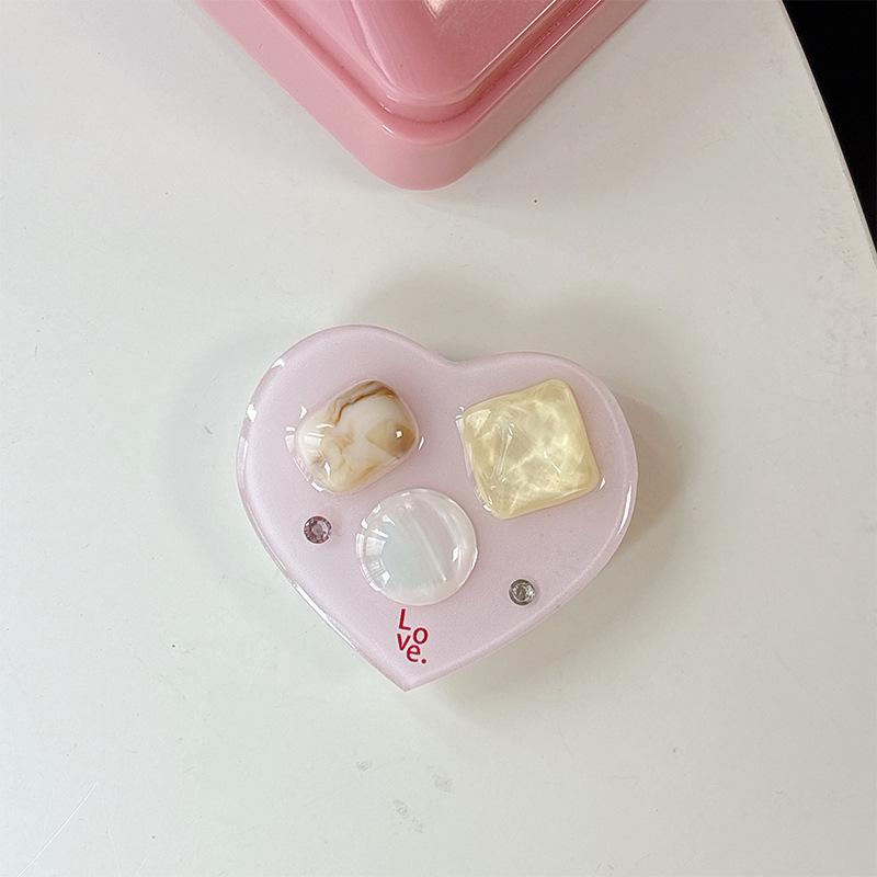 Magnetic Gem Heart-Shaped Retractable Phone Holder for Apple MagSafe