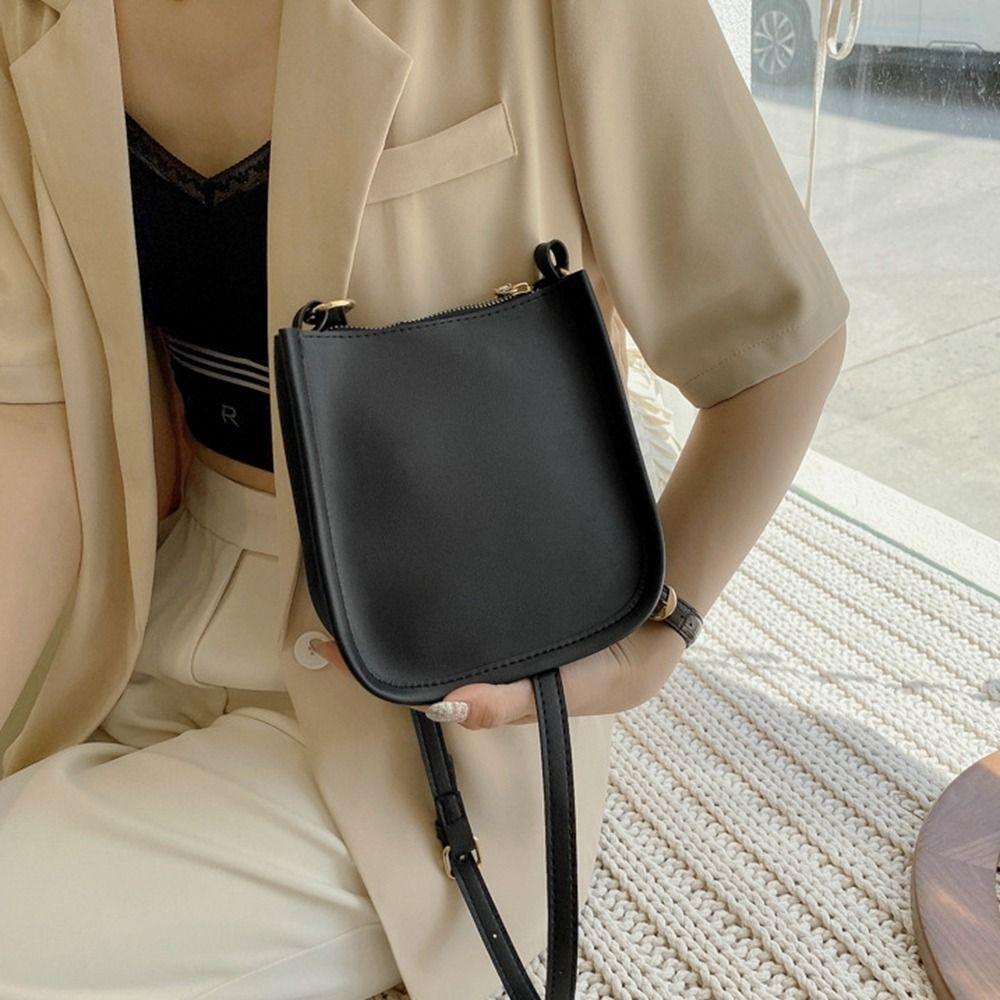 White Shoulder Bag Pu Leather Crossbody Bag Simple Small Square Bag  Outdoor