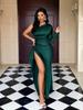 Women's 2025 Autumn/Winter European-American Style Solid Color Hip-Wrap Dress