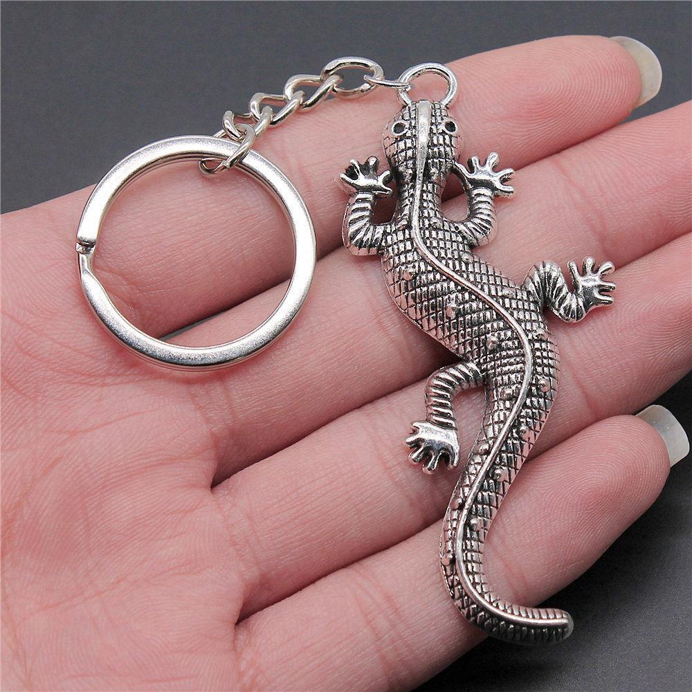 Halloween Spider Bat Spooky Keychain for Couples New Arrival Vintage Graduation Gift Simple Key Organizer