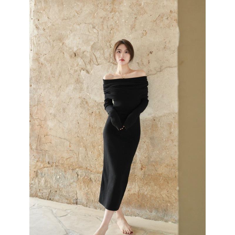 Black Skinny Sexy Shoulder Knitted Fashion Slim Fit Hip Wrap Premium Temperament Dress