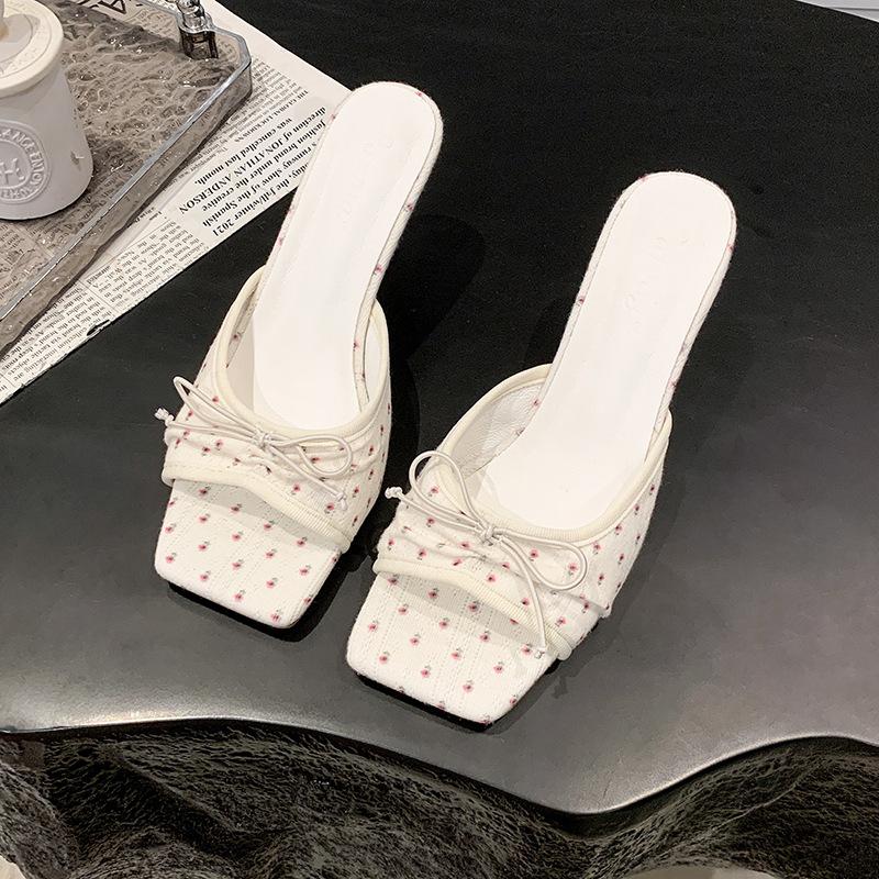 Beautiful Floral Sandals High Heels Cool Slippers 2025 Summer New Women's Wear with Skirt French One-word Muller Shoes