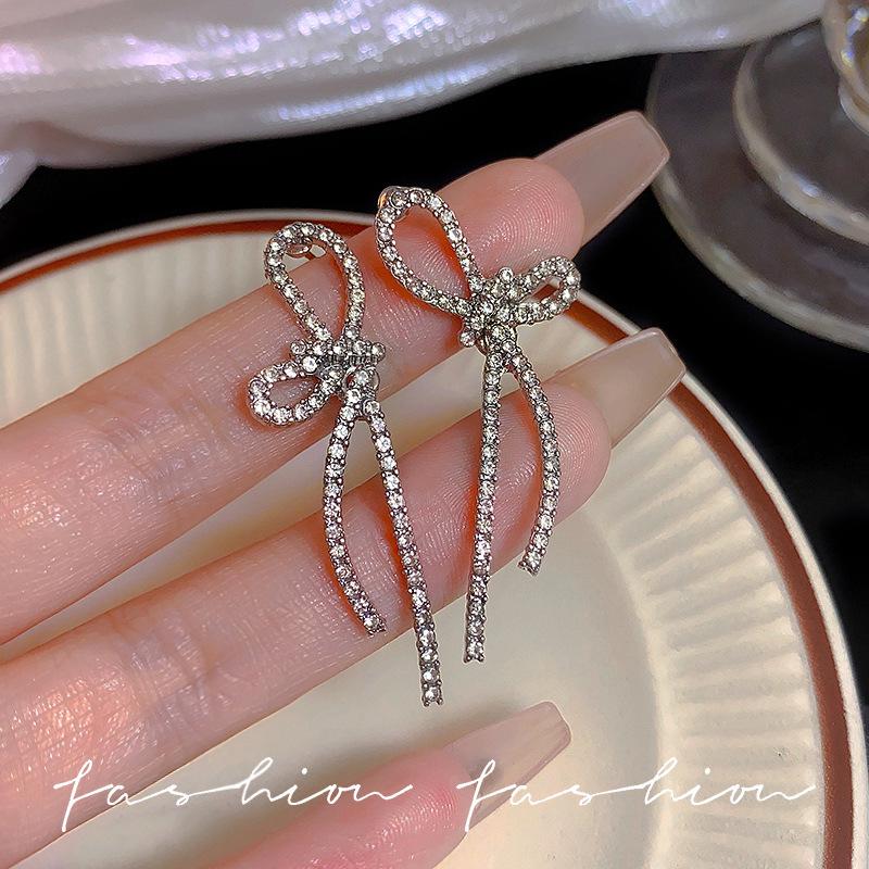 Korean-Style Diamond Tassel Bow Earrings - Elegant Long Earrings for All Occasions