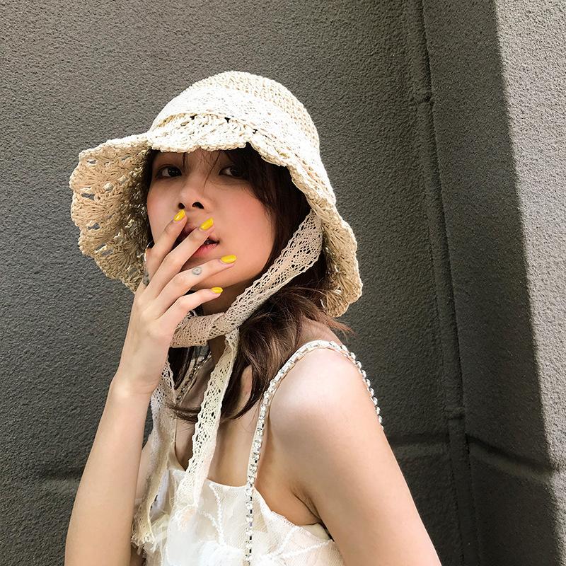 Cappello a secchiello estivo da donna all'uncinetto in paglia - Design traforato con lacci, Cappello da sole pieghevole con protezione UV per la spiaggia e la moda all'aperto