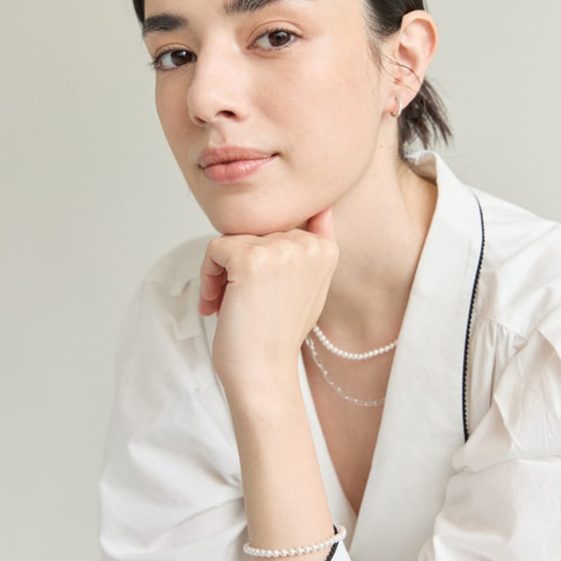 ENOUGHLIP Graceful Pearl Bracelet (4mm)