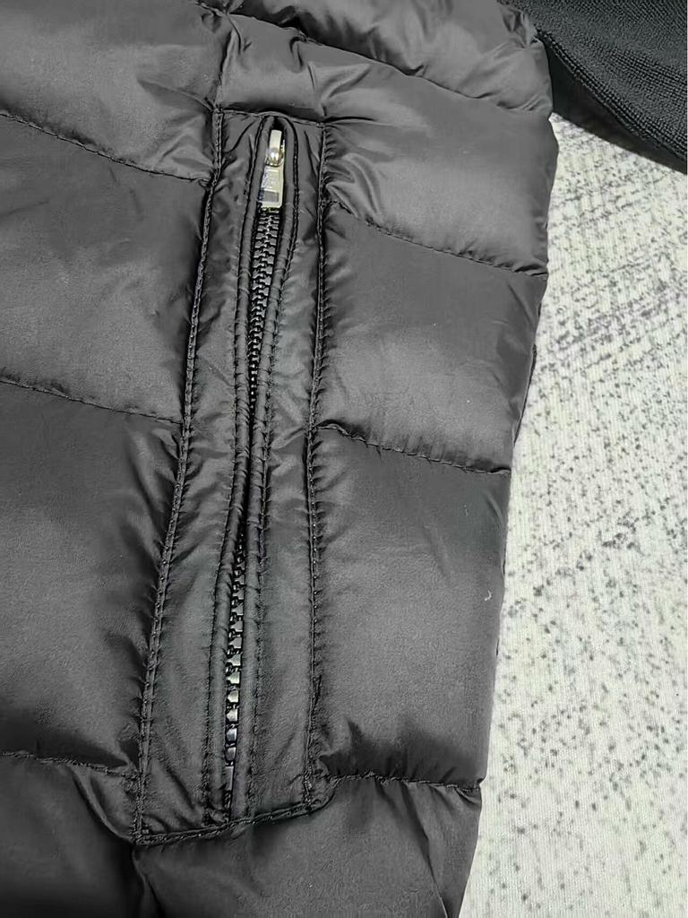 Evropská značka M Pánská stylová úzká prošívaná bunda s patchworkem a kachním peřím bílá